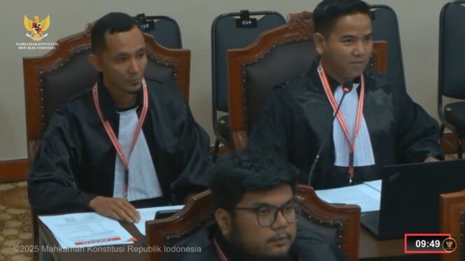 
					Dihadapan Hakim MK, KPU dan Bawaslu Bantah Ijazah Palsu Safni, Laporan Safaruddin-Darman Semakin Lemah