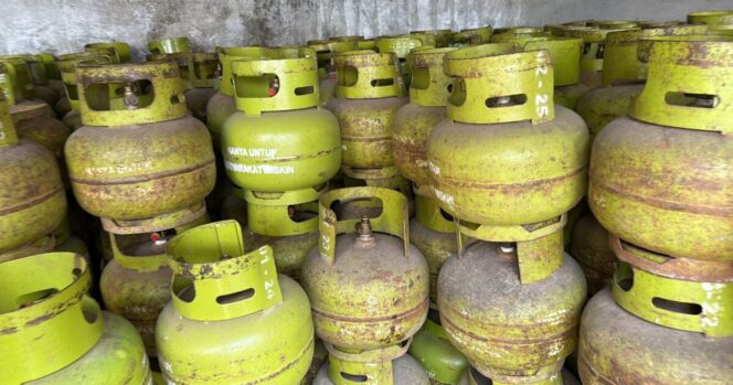 
					Laporan Agen Tak Sinkron dengan Data Pertamina, Indikasi  Pangkalan LPG Fiktif di Payakumbuh Kian Jelas